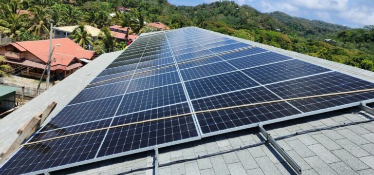Solar panels in Roatan – Copy